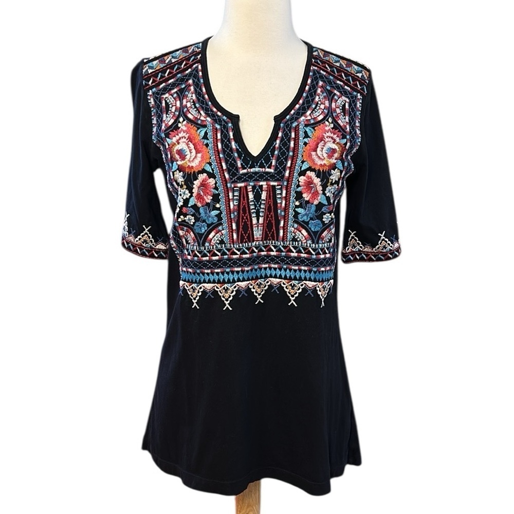 JOHNNY WAS LA MINA EMBROIDERED Tunic Top Black short sleeve size XS